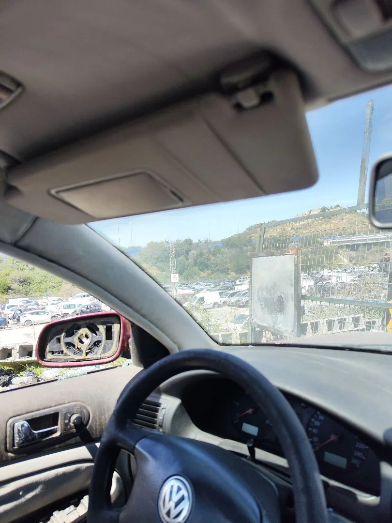 Foto de PARASOL IZQUIERDO VOLKSWAGEN PASSAT BERLINA (3B2) 1.9 TDI (116 CV / 85 KW) referencia 3B0857551AMFKZ