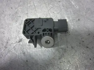 Foto de SENSOR RENAULT CAPTUR I 1.5 dCi Diesel FAP Energy (90 CV / 66 KW) referencia 988326121R foto 3