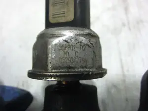 Foto de RAMPA INYECTORA FORD FOCUS BERLINA (CAP) referencia 9654726280 foto 6