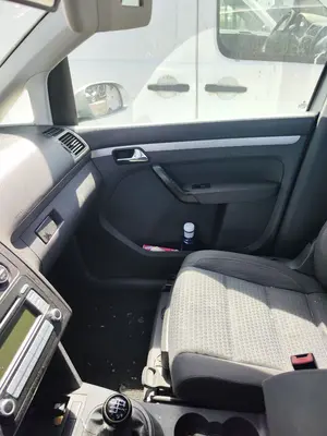 Foto de ELEVALUNAS DELANTERO DERECHO VOLKSWAGEN TOURAN (1T1) 1.9 TDI (105 CV / 77 KW)