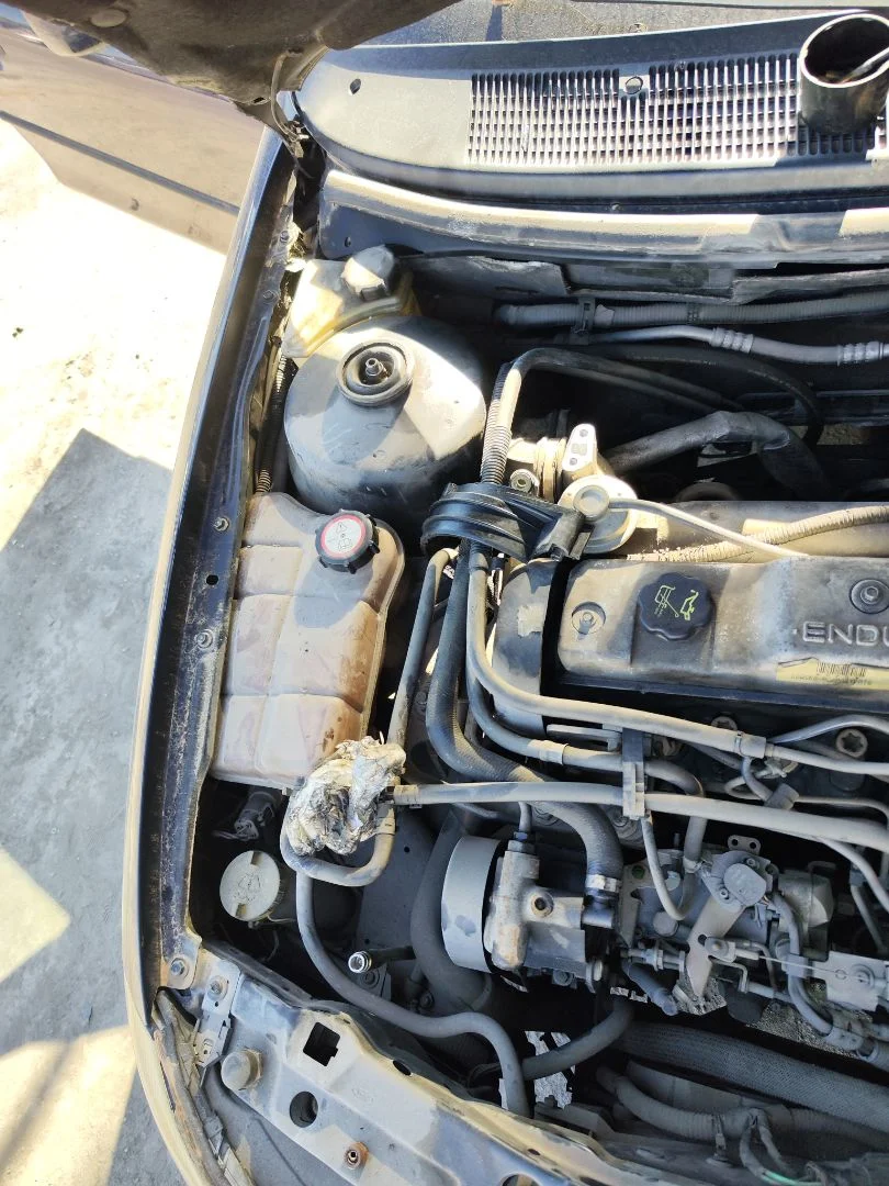 Foto de MOTOR COMPLETO FORD MONDEO BERLINA (GD) 1.8 Turbodiesel CAT (90 CV / 66 KW)