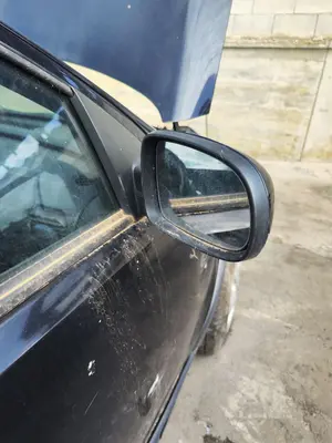 Foto de RETROVISOR DERECHO OPEL CORSA C 1.2 16V CAT (Z 12 XEP / LB4) (80 CV / 59 KW) foto 4