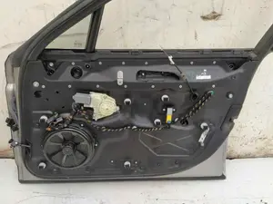 Foto de ELEVALUNAS DELANTERO DERECHO PORSCHE PANAMERA (TIPO 970) referencia 97053722200