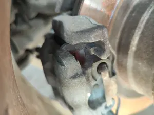 Foto de PINZA DE FRENO TRASERA IZQUIERDA BMW SERIE 3 BERLINA (E90) 2.0 16V Diesel (163 CV / 120 KW)