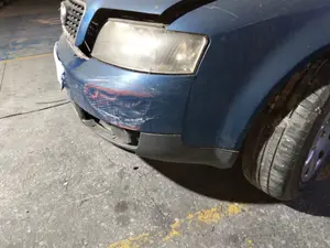 Foto de PARAGOLPES DELANTERO AUDI A4 BERLINA (8E) foto 3