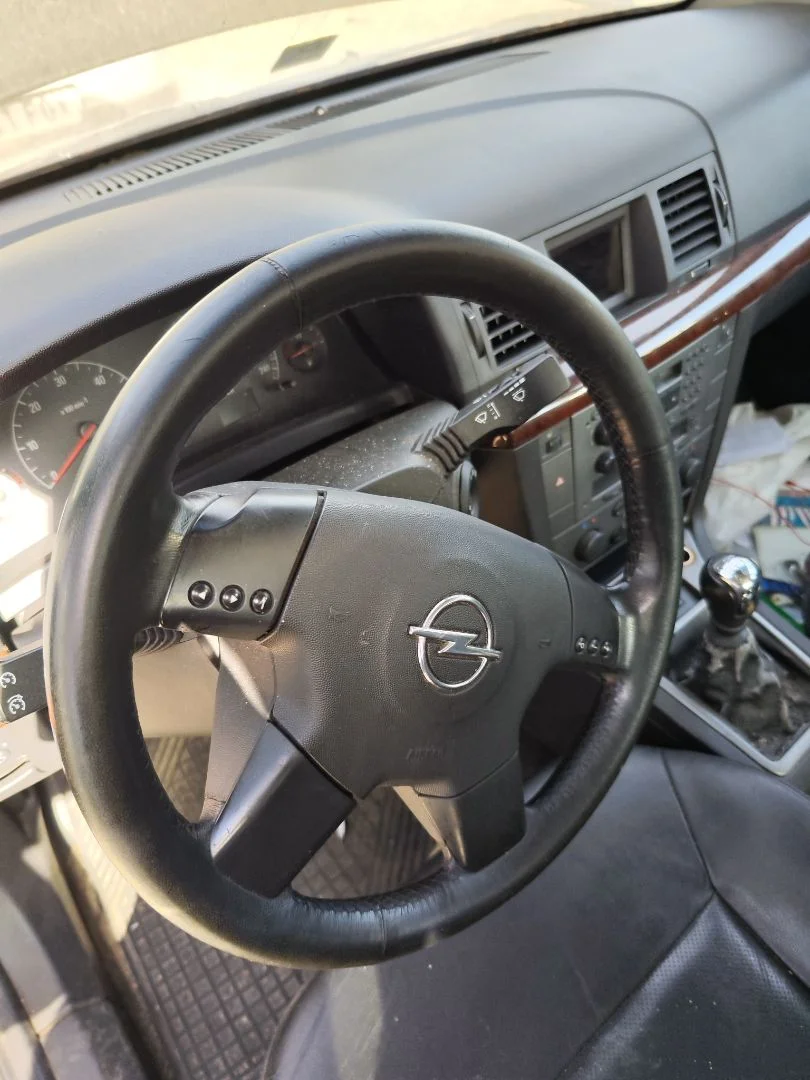 Foto de AIRBAG DELANTERO IZQUIERDO OPEL VECTRA C BERLINA 2.2 16V DTI CAT (Y 22 DTR / L50) (125 CV / 92 KW) referencia 13110699