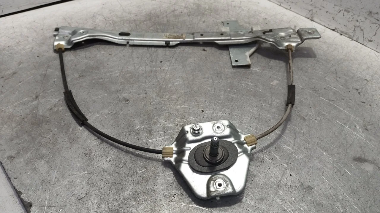 Foto de ELEVALUNAS TRASERO DERECHO PEUGEOT 5008 1.6 HDi FAP (112 CV / 82 KW) referencia 9678742280
