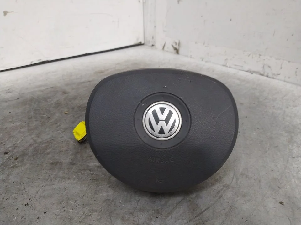 Foto de AIRBAG DELANTERO IZQUIERDO VOLKSWAGEN GOLF V (1K1)(10.2003) 1.9 TDI (90 CV / 66 KW) referencia 1K0880201