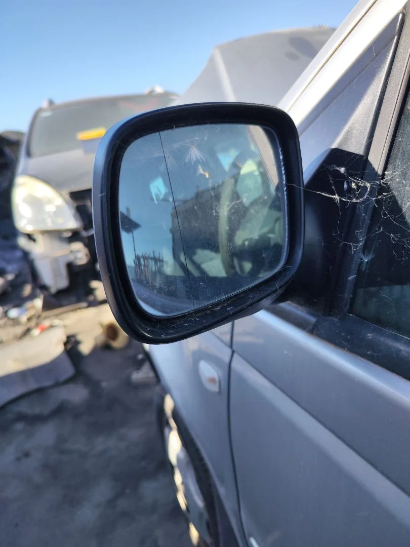 Foto de RETROVISOR IZQUIERDO MERCEDES-BENZ VANEO (BM 414) COMPACT VAN 1.7 CDI Diesel CAT (75 CV / 55 KW)