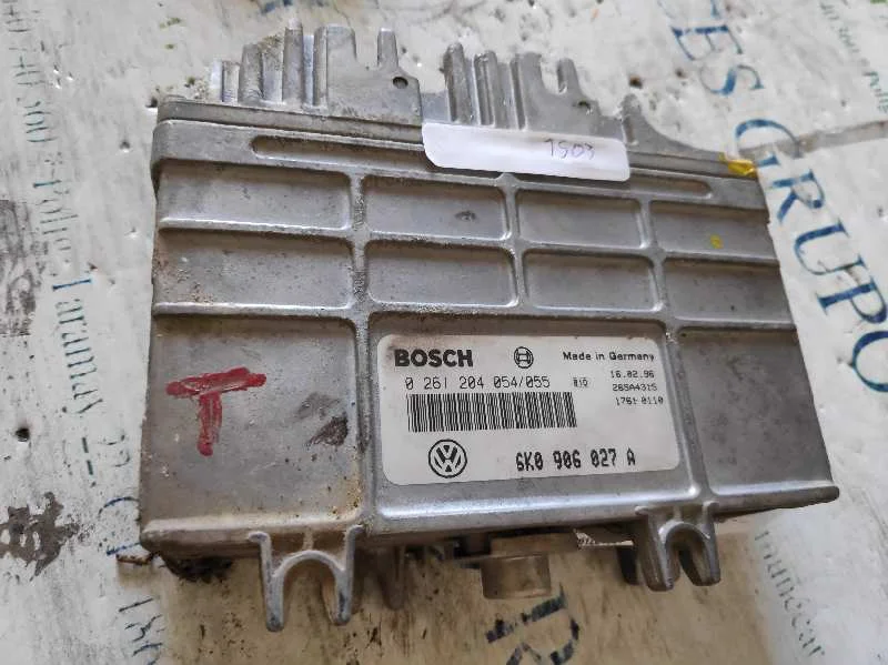 Foto de CENTRALITA MOTOR UCE SEAT IBIZA (6K1) 1.4 (60 CV / 44 KW) referencia 0261204054