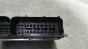 Foto de CENTRALITA MOTOR UCE SEAT TOLEDO (5P2) 1.9 TDI (105 CV / 77 KW) referencia 03G906021LN foto 2