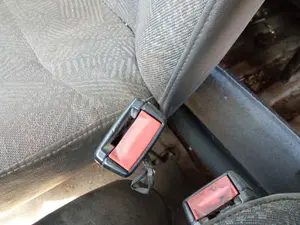Foto de ENGANCHE CINTURON DELANTERO DERECHO FORD TRANSIT CAJA ABIERTA (FY) 2.4 TDE CAT (125 CV / 92 KW)