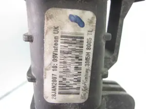 Foto de RADIADOR AGUA MAZDA 3 BERLINA (BK) 2.0 Diesel CAT (143 CV / 105 KW) referencia 3M5H8005TL foto 4