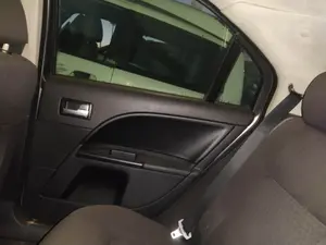 Foto de CERRADURA PUERTA TRASERA IZQUIERDA FORD MONDEO BERLINA (GE) 2.0 CAT (146 CV / 107 KW) referencia 4692463 foto 5