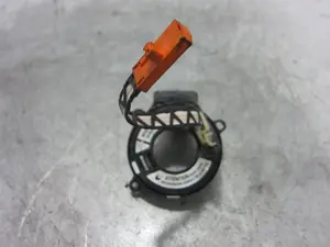 Foto de ANILLO AIRBAG RENAULT KANGOO I (F/KC0) 1.9 Diesel (64 CV / 47 KW) referencia 54353383 foto 1