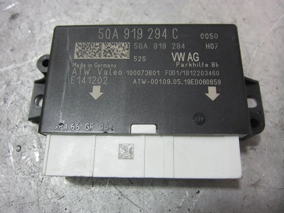Foto de MODULO ELECTRONICO VOLKSWAGEN GOLF VII BERLINA (BQ1/BE2) 1.6 TDI (116 CV / 85 KW) referencia 5QA919294C