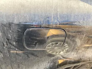 Foto de TAPA EXTERIOR COMBUSTIBLE AUDI A4 BERLINA (8E) 1.9 TDI (131 CV / 96 KW) referencia 8E0809905B