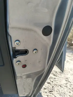 Foto de GOMAS CONTORNO PUERTA OPEL ASTRA H BERLINA