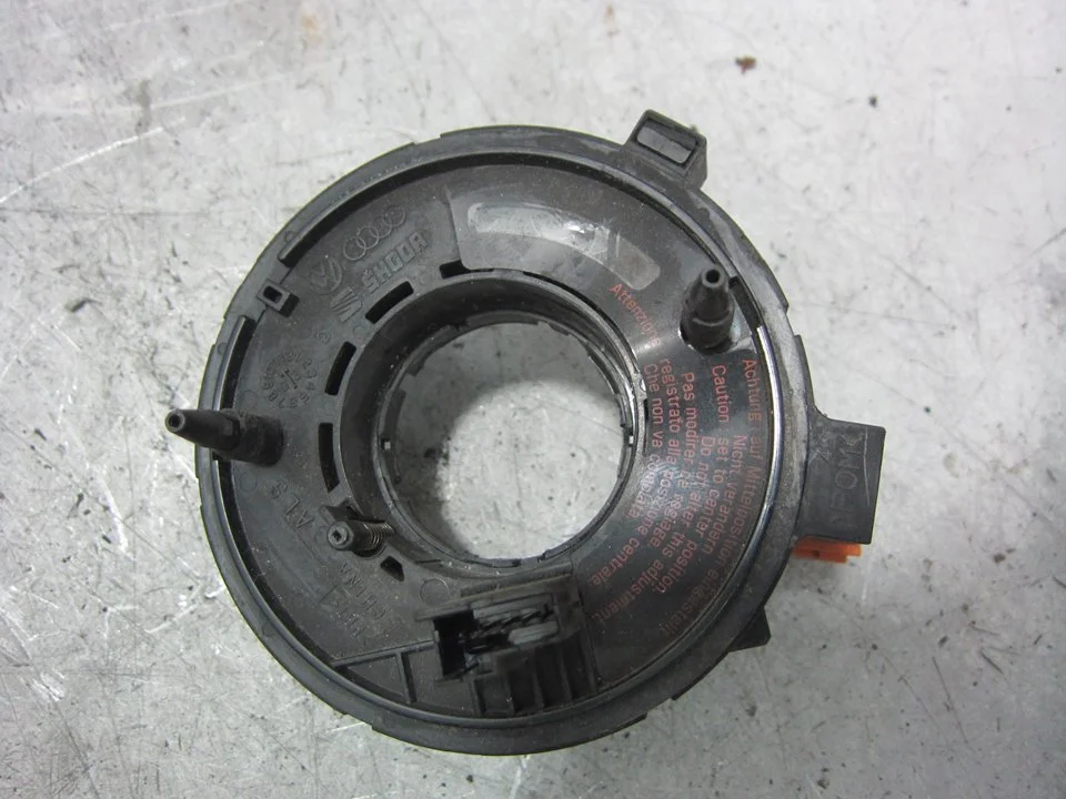 Foto de ANILLO AIRBAG SEAT LEON (1M1) 1.6 16V (105 CV / 77 KW) referencia 1J0959653E