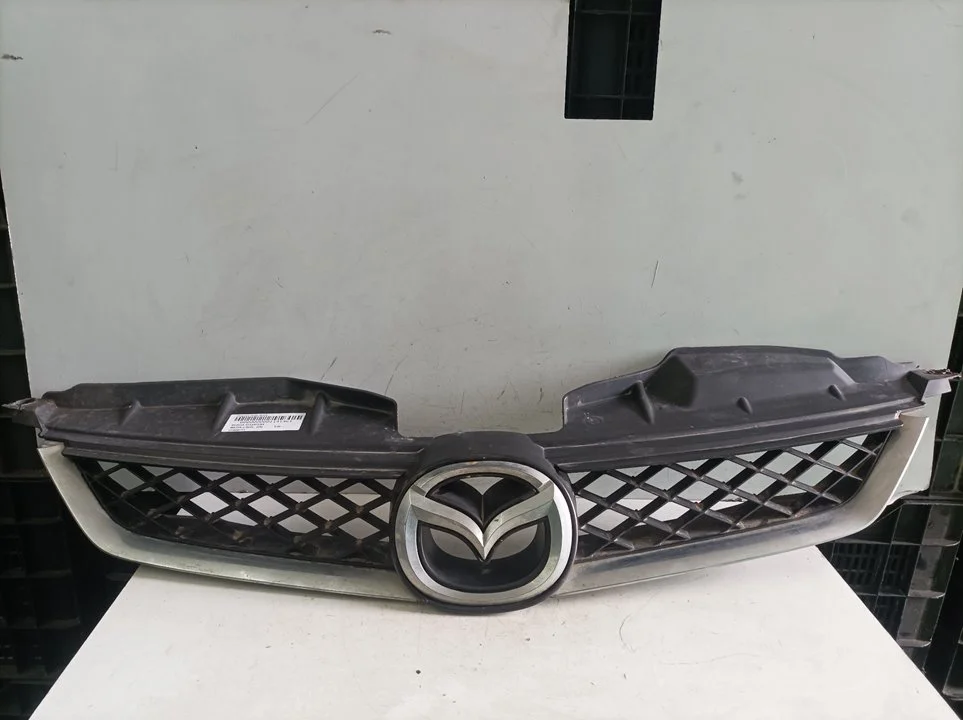 Foto de REJILLA DELANTERA MAZDA 5 BERLINA (CR) referencia C23550711