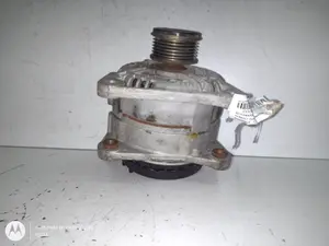 Foto de ALTERNADOR RENAULT CLIO III 1.5 dCi Diesel CAT (86 CV / 63 KW) referencia 0124425071 foto 3