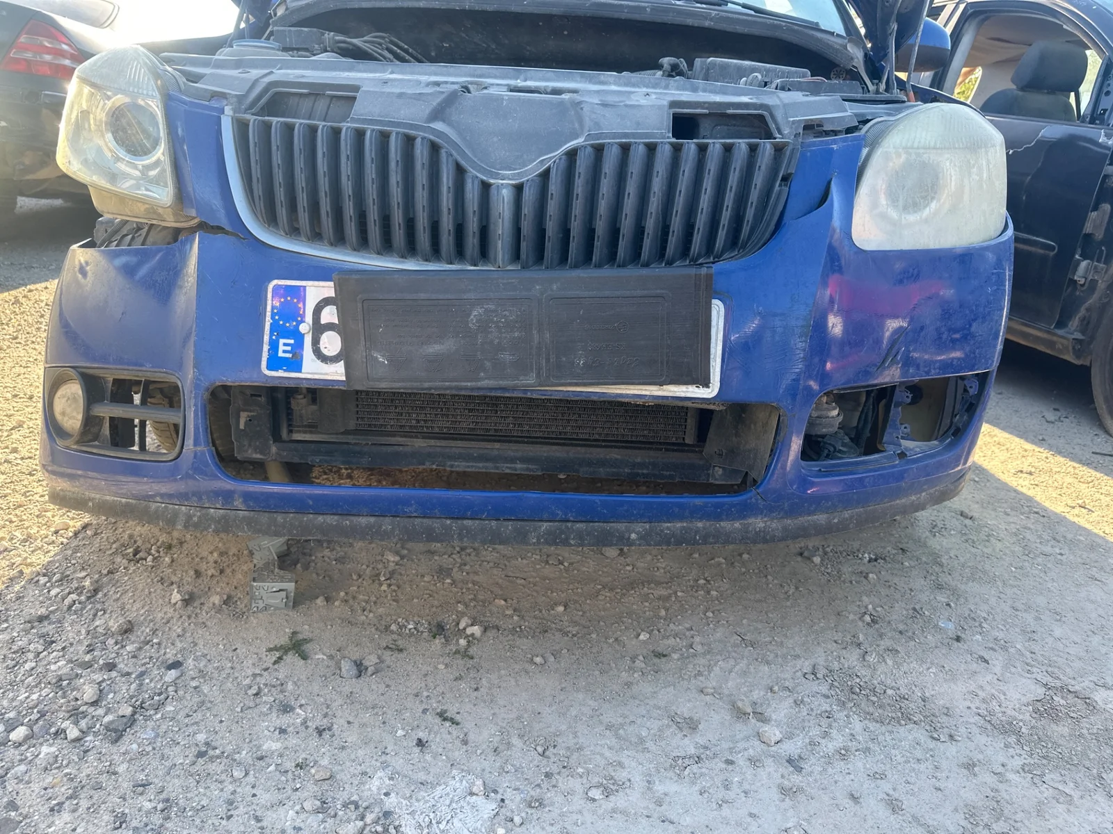 Foto de PARAGOLPES DELANTERO SKODA FABIA COMBI (5J5) 1.4 TDI (80 CV / 59 KW)