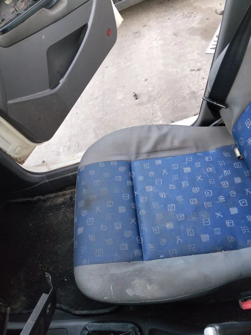 Foto de ASIENTO DELANTERO DERECHO SEAT IBIZA (6K1) 1.9 TDI (90 CV / 66 KW)
