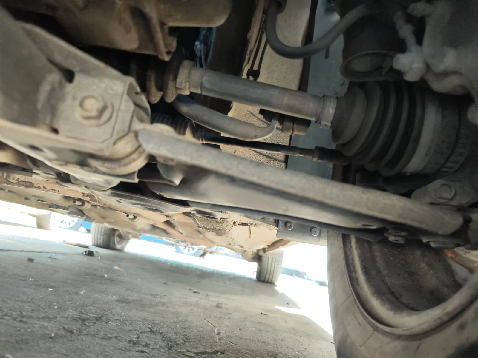 Foto de TRANSMISION DELANTERA IZQUIERDA OPEL COMBO (CORSA C) 1.3 16V CDTI CAT (Z 13 DT / LN9) (69 CV / 51 KW) referencia 26094867