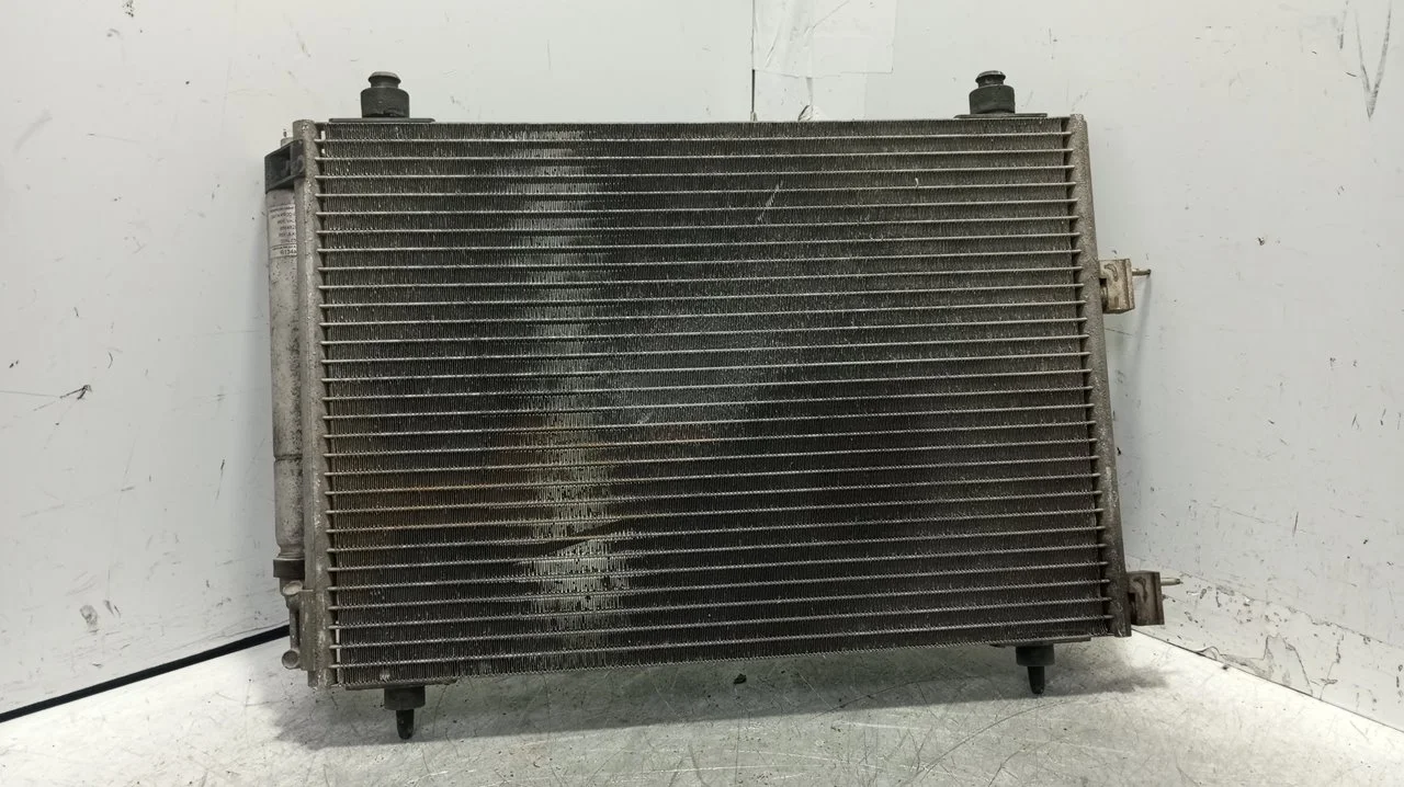 Foto de CONDENSADOR / RADIADOR AIRE ACONDICIONADO PEUGEOT 307 (S1)(04.2001) 1.6 16V CAT (109 CV / 80 KW) referencia 9638574080