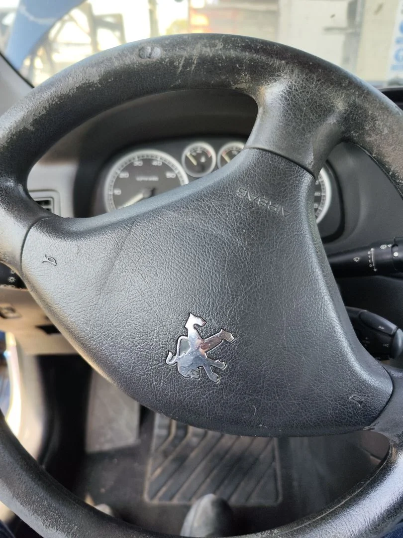 Foto de AIRBAG DELANTERO IZQUIERDO PEUGEOT 307 (S1)(04.2001) 1.6 16V CAT (109 CV / 80 KW)
