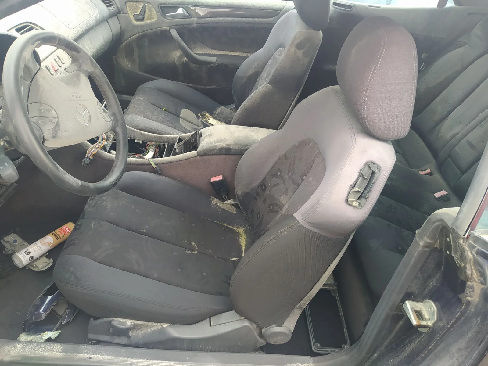Foto de ASIENTO DELANTERO IZQUIERDO MERCEDES-BENZ CLK (BM 208) CABRIO 2.0 16V CAT (136 CV / 100 KW)