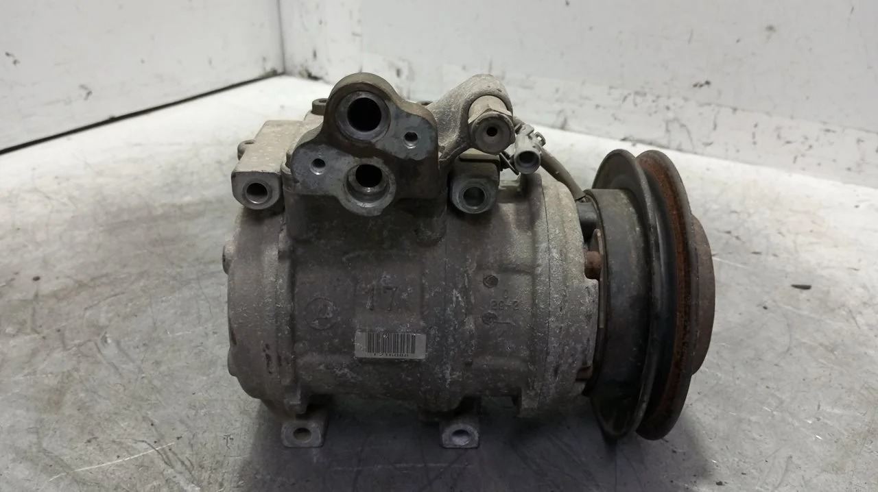 Foto de COMPRESOR AIRE ACONDICIONADO TOYOTA LAND CRUISER (J9) 3.0 Turbodiesel (125 CV / 92 KW) referencia 4472004553