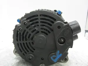 Foto de ALTERNADOR CITROEN C8 2.0 HDi FAP CAT (107 CV / 79 KW) foto 4