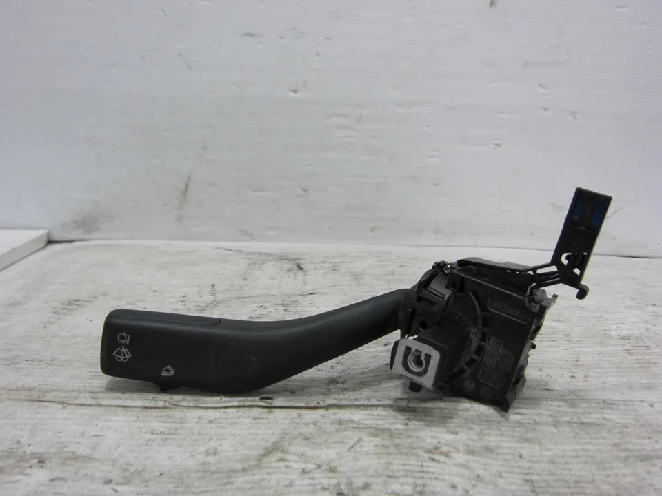 Foto de MANDO LIMPIA SEAT ALTEA (5P1) 2.0 TDI (140 CV / 103 KW) referencia 1K0953519