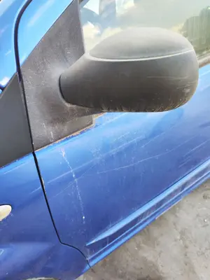 Foto de RETROVISOR IZQUIERDO CITROEN C2 1.1 (60 CV / 44 KW) foto 2