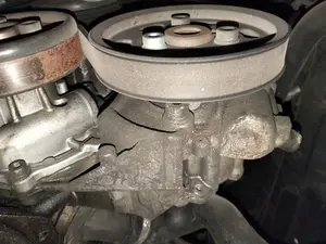 Foto de BOMBA DIRECCION VOLKSWAGEN PASSAT BERLINA (3B2) 1.9 TDI (110 CV / 81 KW) referencia 8D0145156T