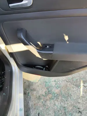 Foto de ELEVALUNAS TRASERO DERECHO VOLKSWAGEN GOLF PLUS V (5M1) 1.9 TDI (105 CV / 77 KW)