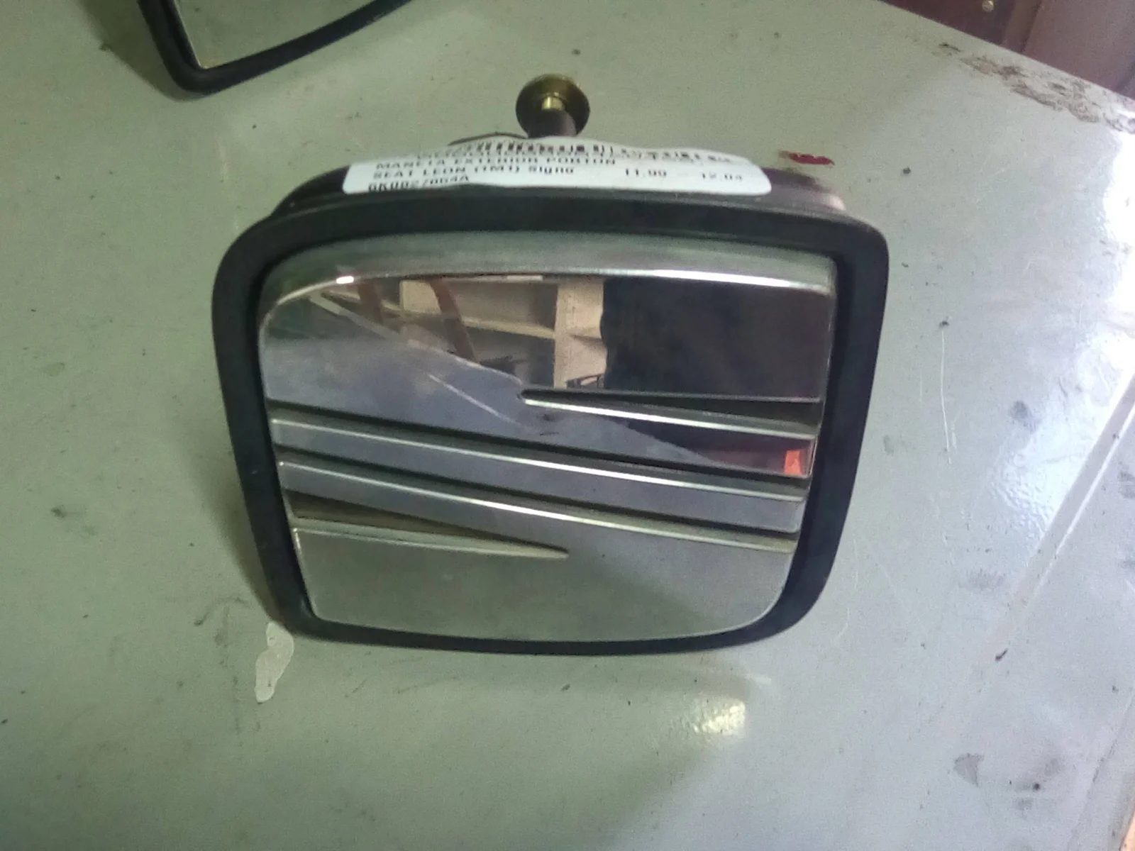 Foto de NO IDENTIFICADO SEAT LEON (1M1) 1.9 TDI (110 CV / 81 KW) referencia 6K0827654A