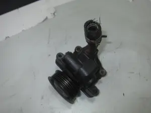 Foto de BOMBA DIRECCION FORD FIESTA (CBK) referencia 3KD2103 foto 2
