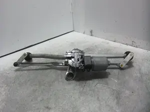 Foto de MOTOR LIMPIA DELANTERO BMW SERIE 3 COMPACTO (E46) M47N204D4 referencia 67636914577 foto 4
