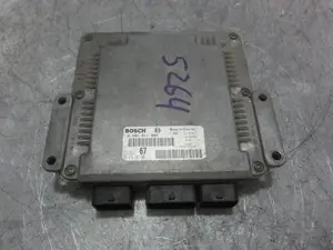Foto de CENTRALITA MOTOR UCE CITROEN XSARA BERLINA 2.0 HDi CAT (RHY / DW10TD) (90 CV / 66 KW) referencia 0281011084