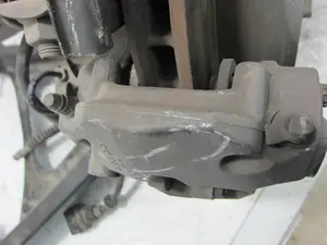 Foto de PINZA DE FRENO TRASERA IZQUIERDA PORSCHE CAYENNE (TIPO 92A) referencia 7P0615423 foto 4