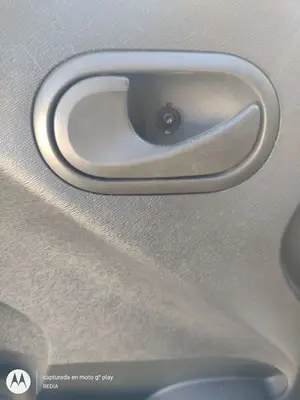 Foto de MANETA INTERIOR DELANTERA IZQUIERDA RENAULT KANGOO II (F/KW0) 1.5 dCi Diesel FAP (90 CV / 66 KW)