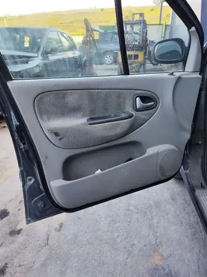 Foto de GUARNECIDO PUERTA DELANTERA IZQUIERDA RENAULT SCENIC I (JA...) 1.9 dCi Diesel CAT (102 CV / 75 KW) referencia 7700843144
