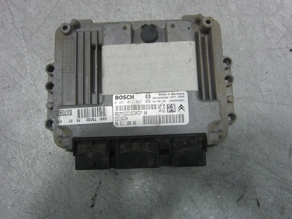 Foto de CENTRALITA MOTOR UCE PEUGEOT 307 BREAK / SW (S1)(04.2002) 1.6 HDi (109 CV / 80 KW) referencia 0281011627