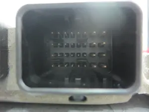 Foto de CENTRALITA MOTOR UCE PEUGEOT 307 BREAK / SW (S1)(04.2002) 1.6 16V CAT (109 CV / 80 KW) referencia 9847480580 foto 7