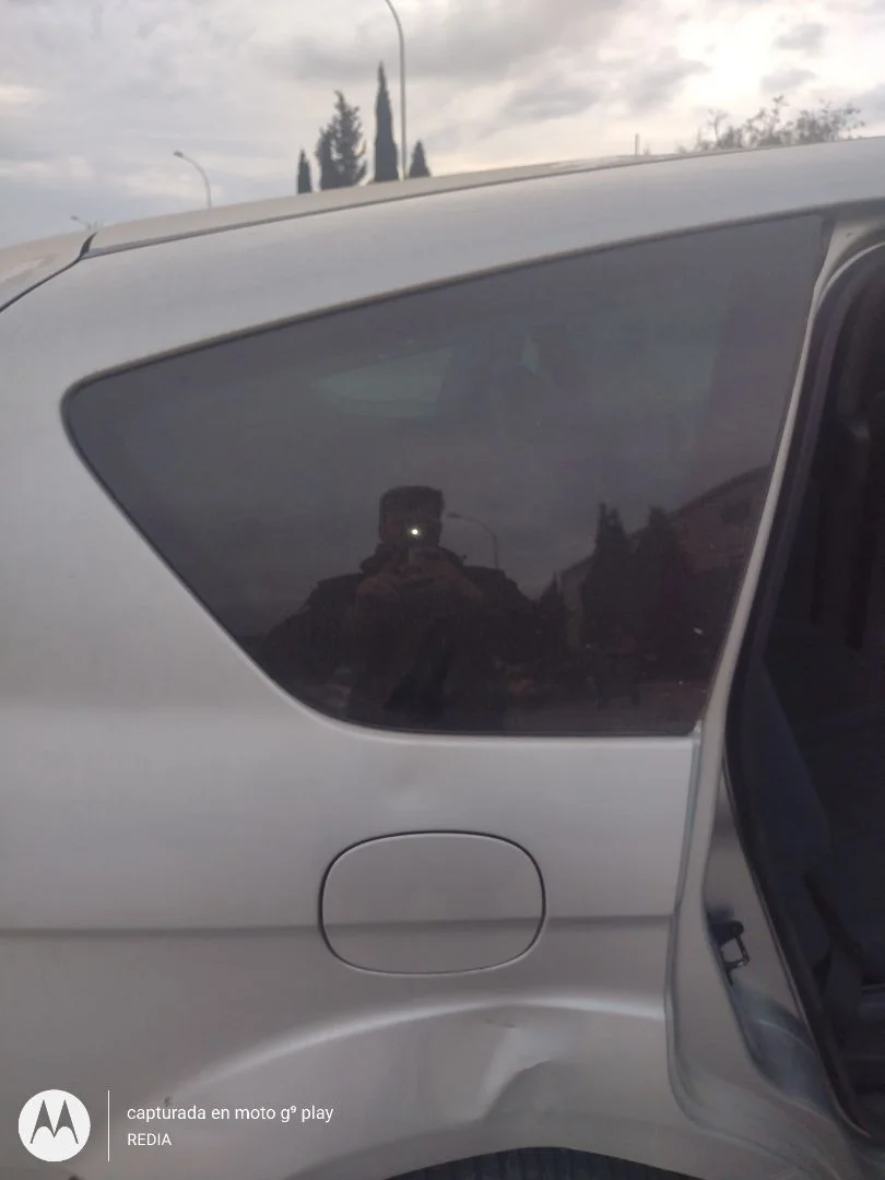 Foto de LUNA CUSTODIA TRASERA DERECHA FORD S-MAX (CA1) 2.0 TDCi CAT (140 CV / 103 KW)