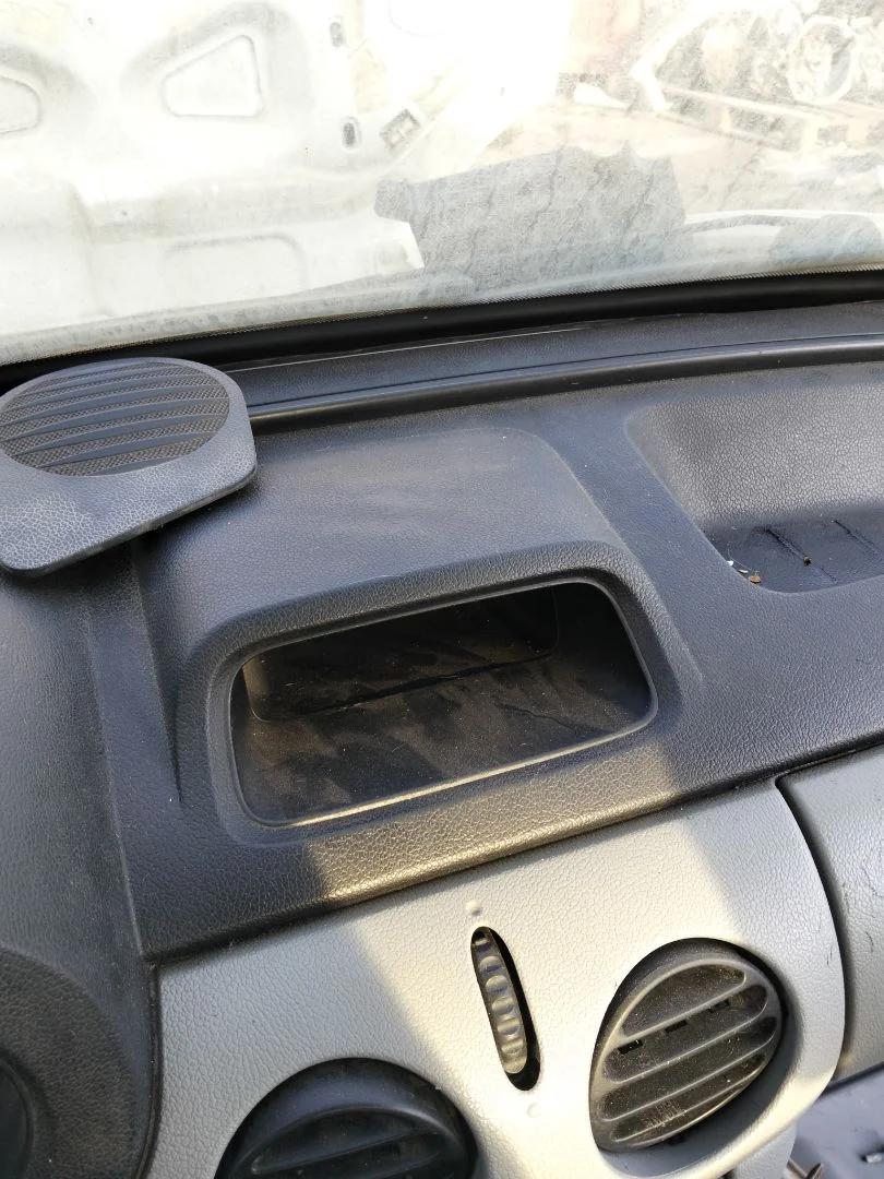 Foto de CALEFACCION ENTERA NORMAL RENAULT KANGOO I (F/KC0) 1.9 dCi Diesel CAT (84 CV / 62 KW)