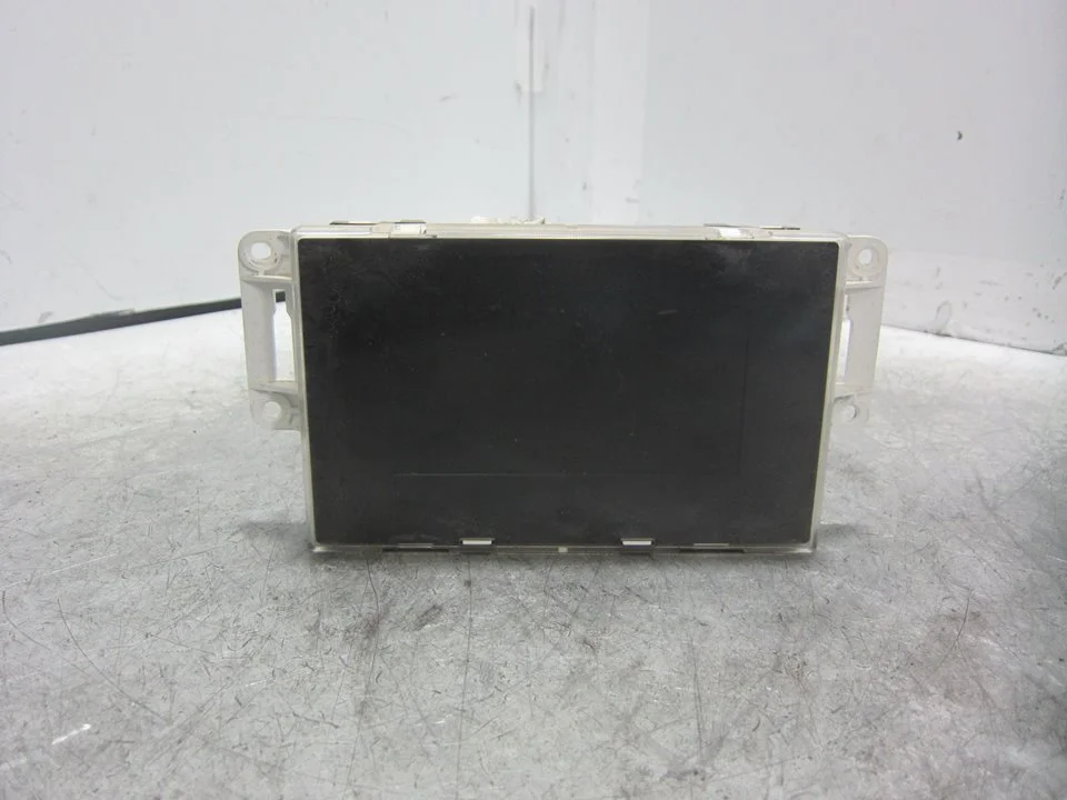 Foto de PANTALLA MULTIFUNCION NISSAN ALMERA (N16/E) 2.2 16V Turbodiesel CAT (110 CV / 81 KW) referencia 28090BU701A