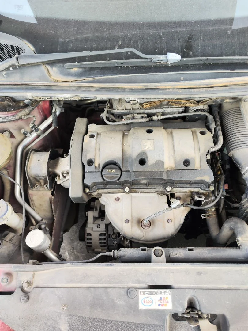 Foto de MOTOR COMPLETO PEUGEOT 307 (S1)(04.2001) 1.6 16V CAT (109 CV / 80 KW) referencia NFU